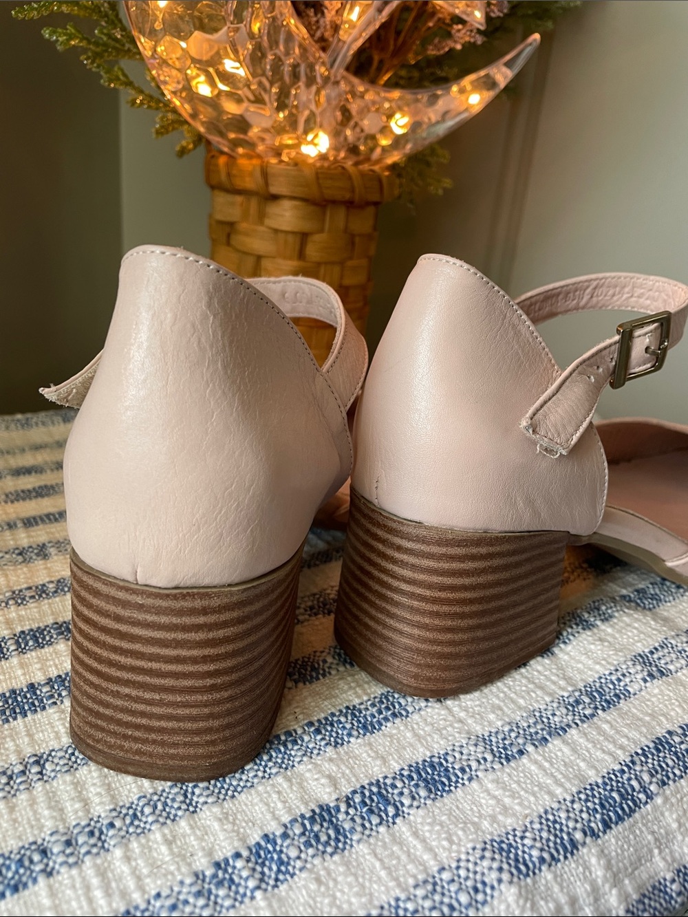 Spring Step: Gloria Heel - Picture 7 of 13